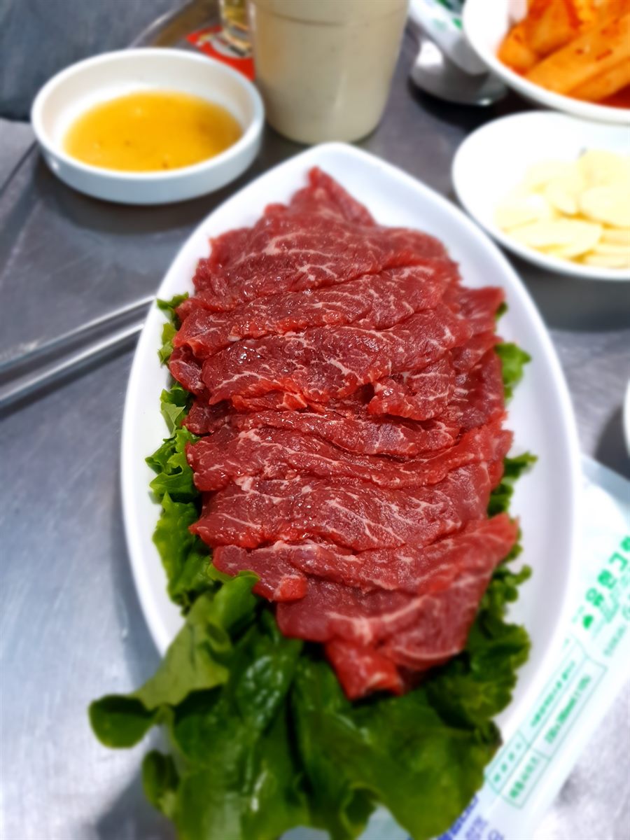 육사시미